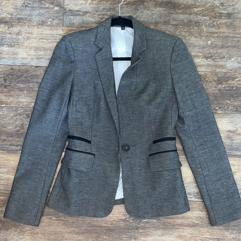 Woman’s Suit Set